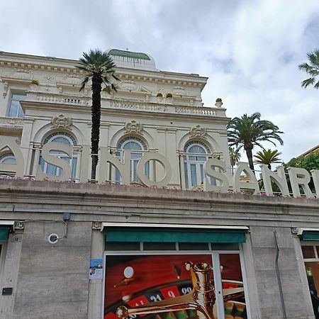 Casa Francesca Con Parcheggio Gratuito Apartment Сан Ремо Екстериор снимка