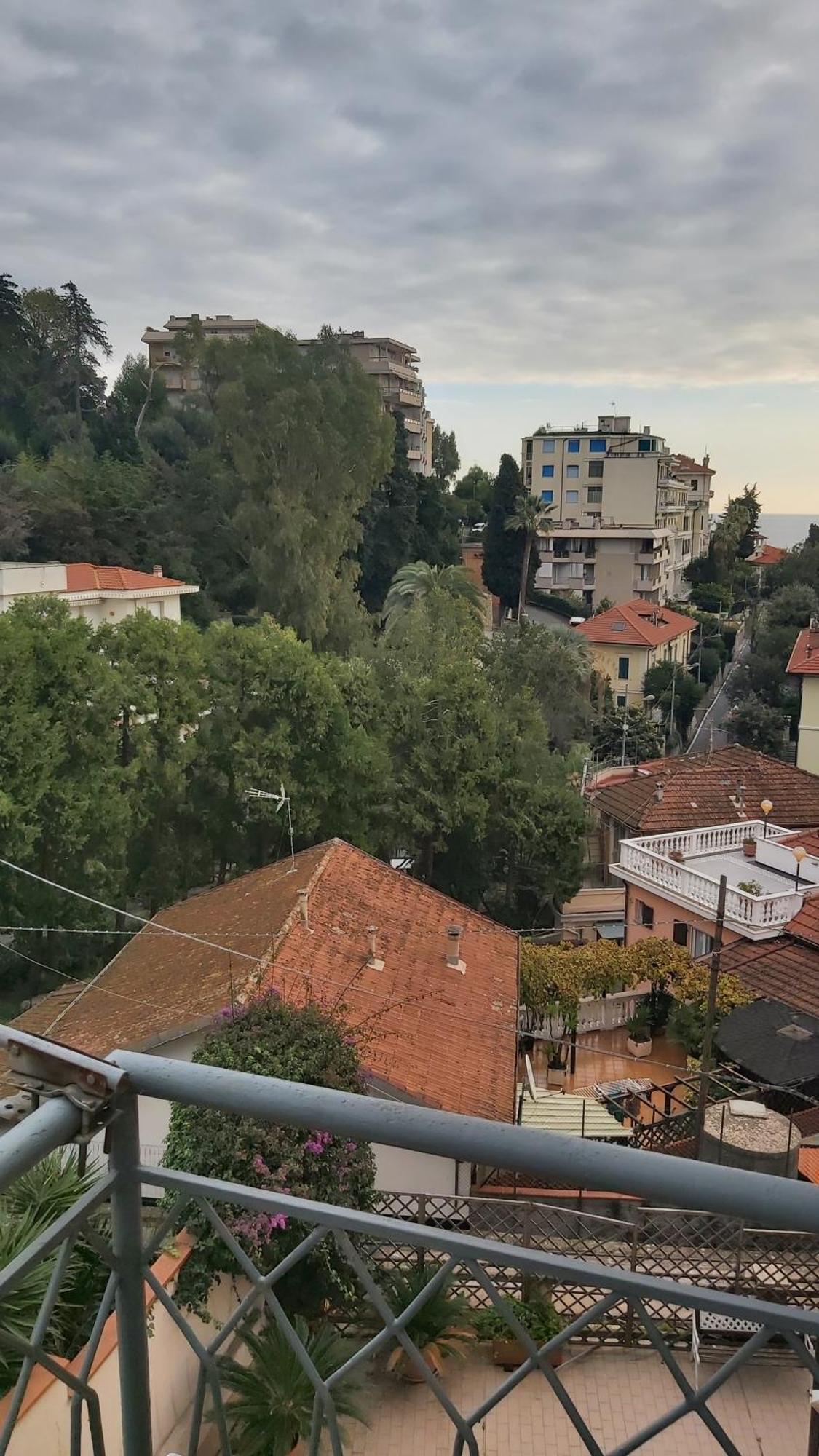 Casa Francesca Con Parcheggio Gratuito Apartment Сан Ремо Екстериор снимка
