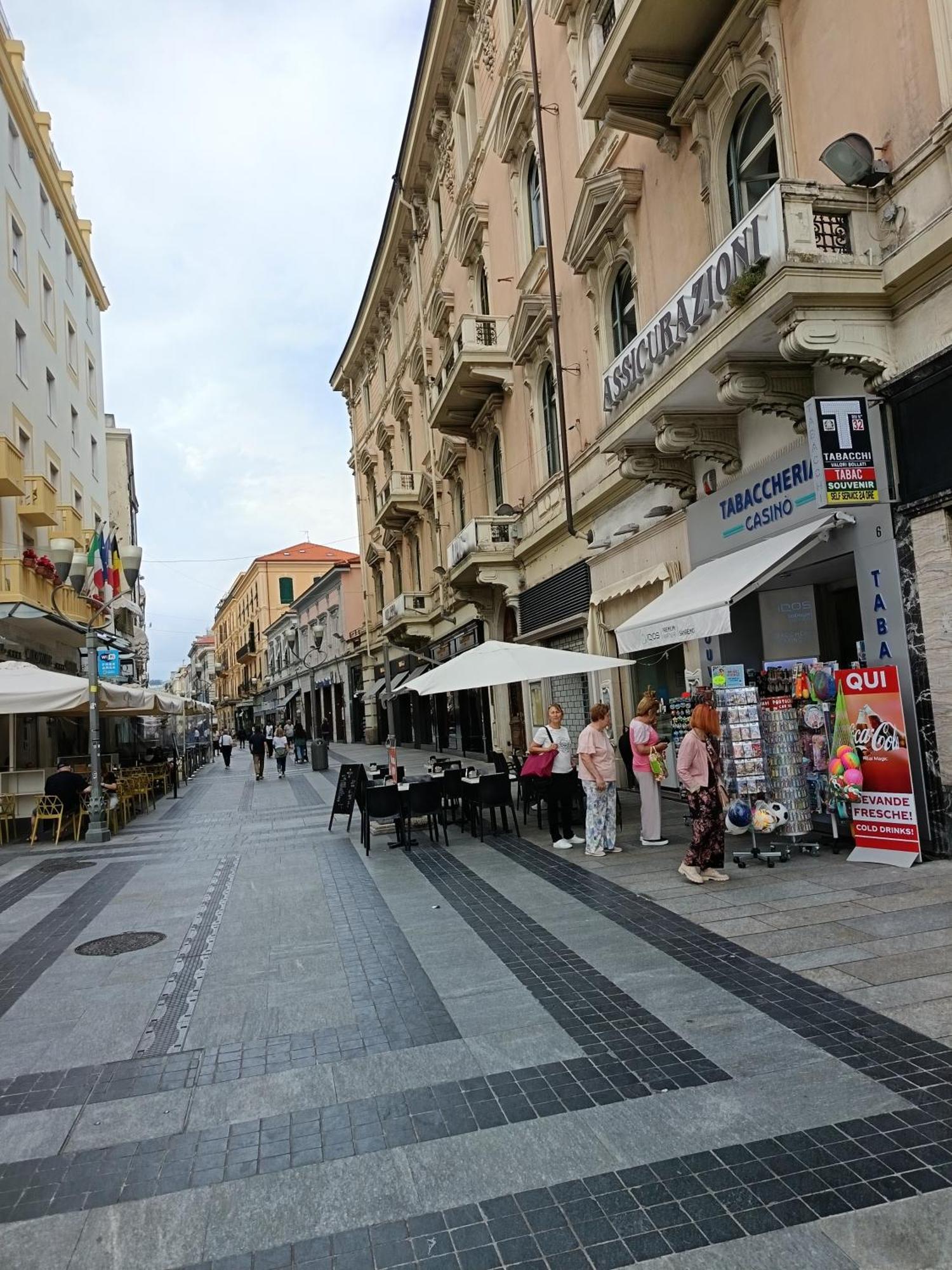 Casa Francesca Con Parcheggio Gratuito Apartment Сан Ремо Екстериор снимка